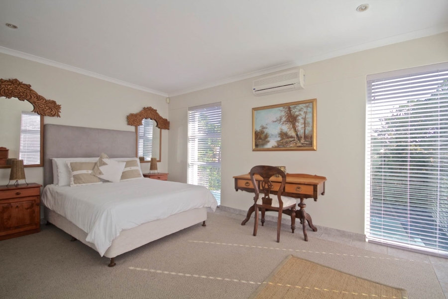 5 Bedroom Property for Sale in Sunset Beach Western Cape